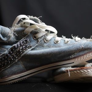 Denim distressed Flats with open toe